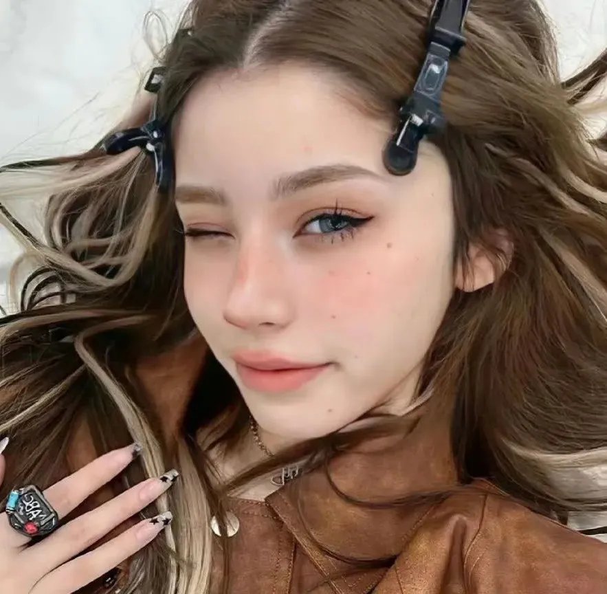 他们是在玩火